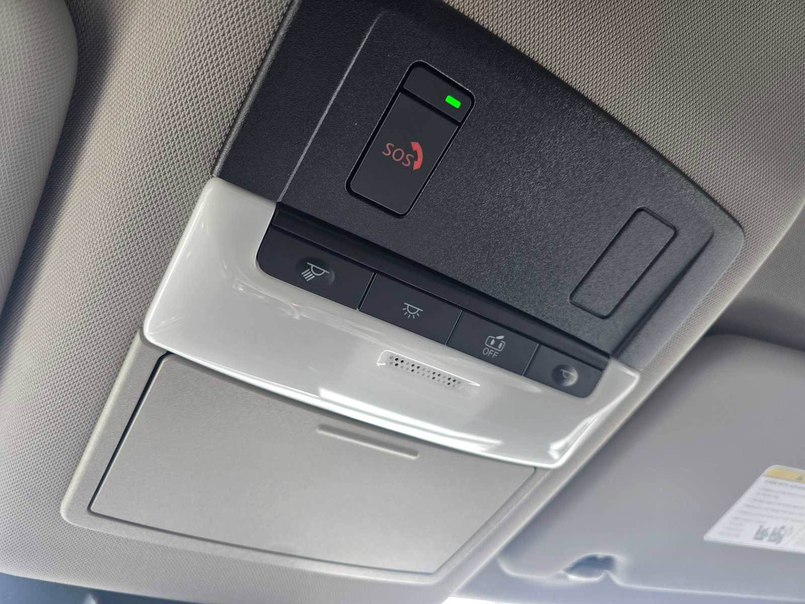 Used 2024 Nissan Rogue SL FWD image 33