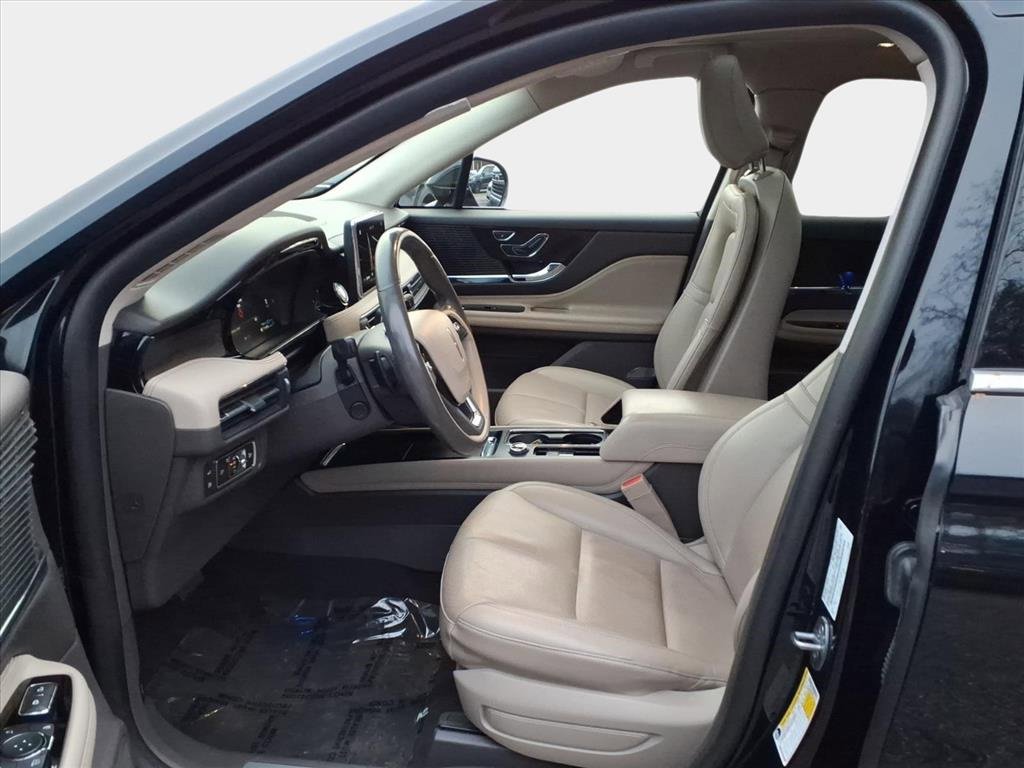 Used 2022 Lincoln Corsair Grand Touring image 9