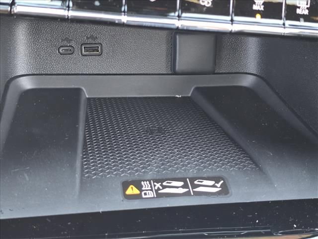 New 2026 Chevrolet Traverse High Country image 26