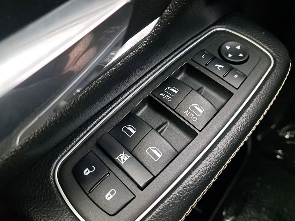 Used 2022 RAM 1500 Laramie image 26