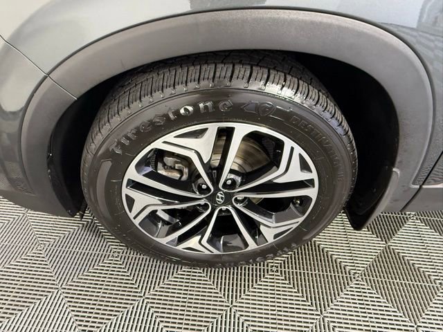 Used 2020 Hyundai Santa Fe Limited image 13