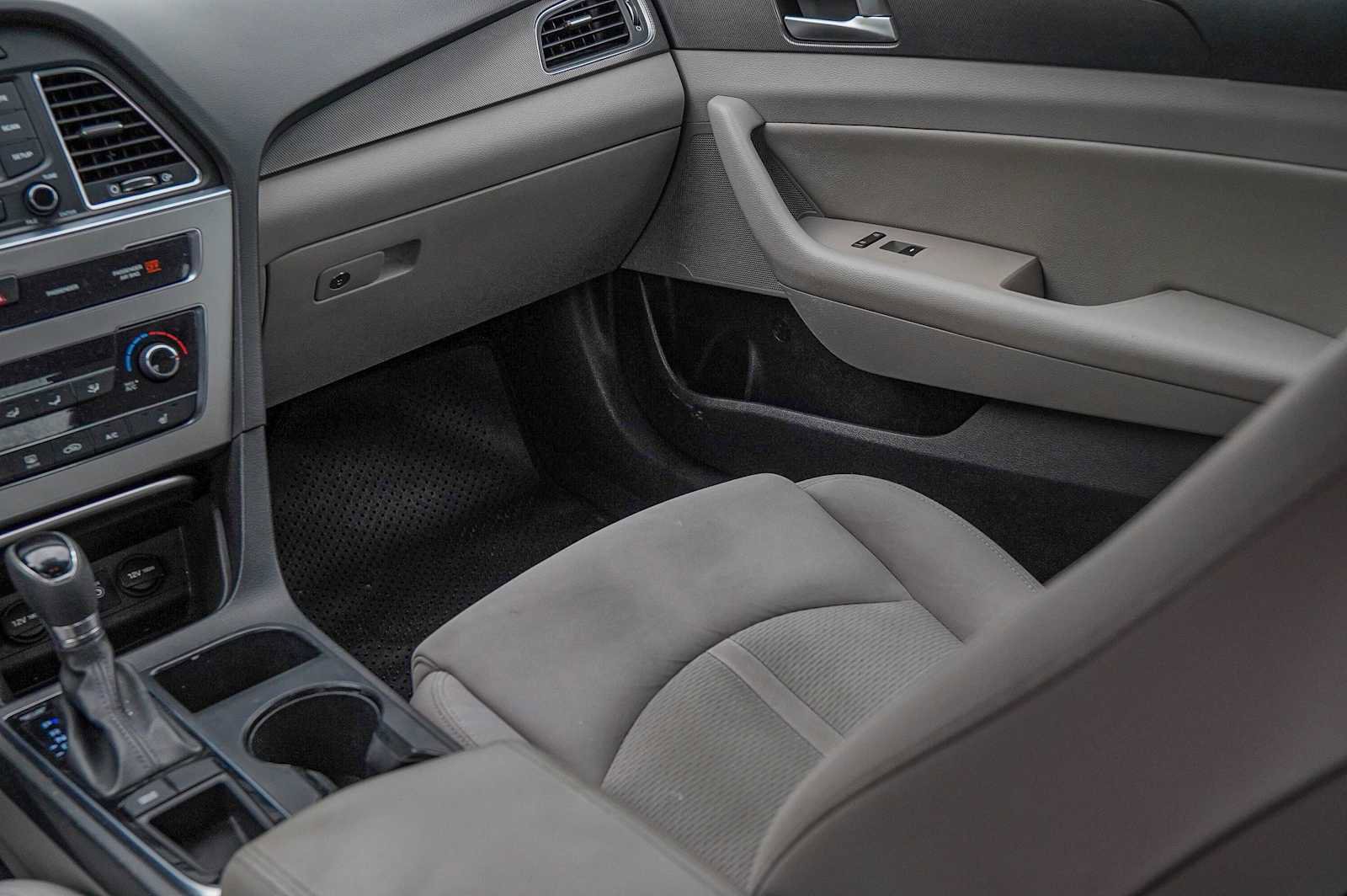 Used 2015 Hyundai Sonata Sport image 26