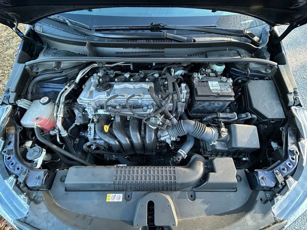 Used 2022 Toyota Corolla LE image 11