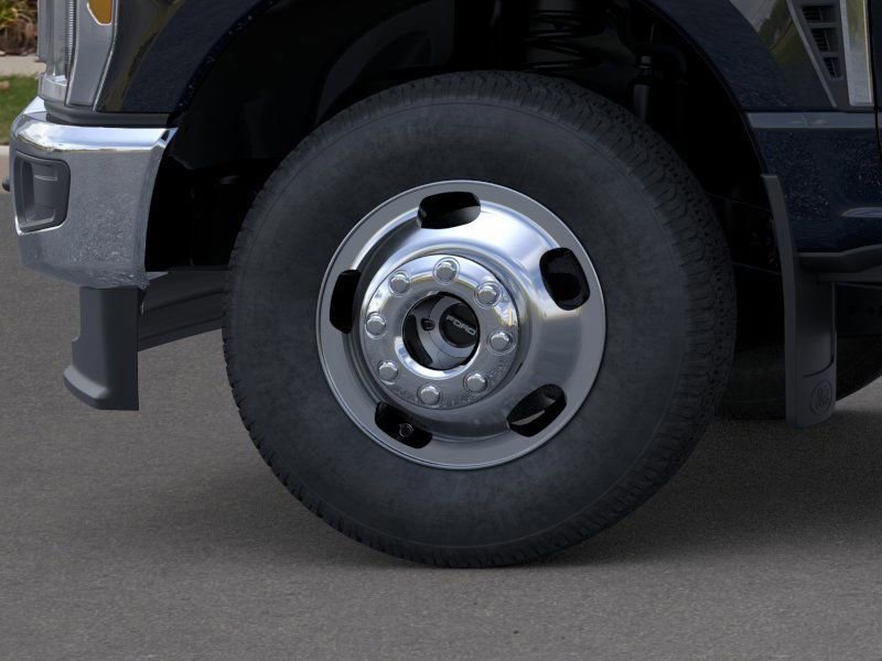 New 2026 Ford F350 XLT image 19
