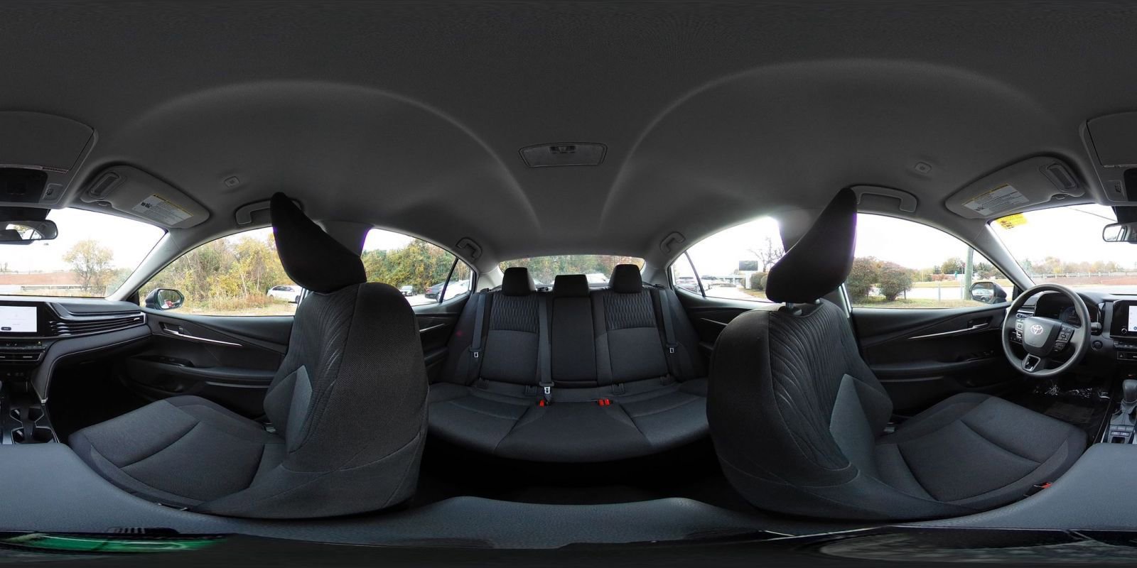 Used 2025 Toyota Camry LE image 37