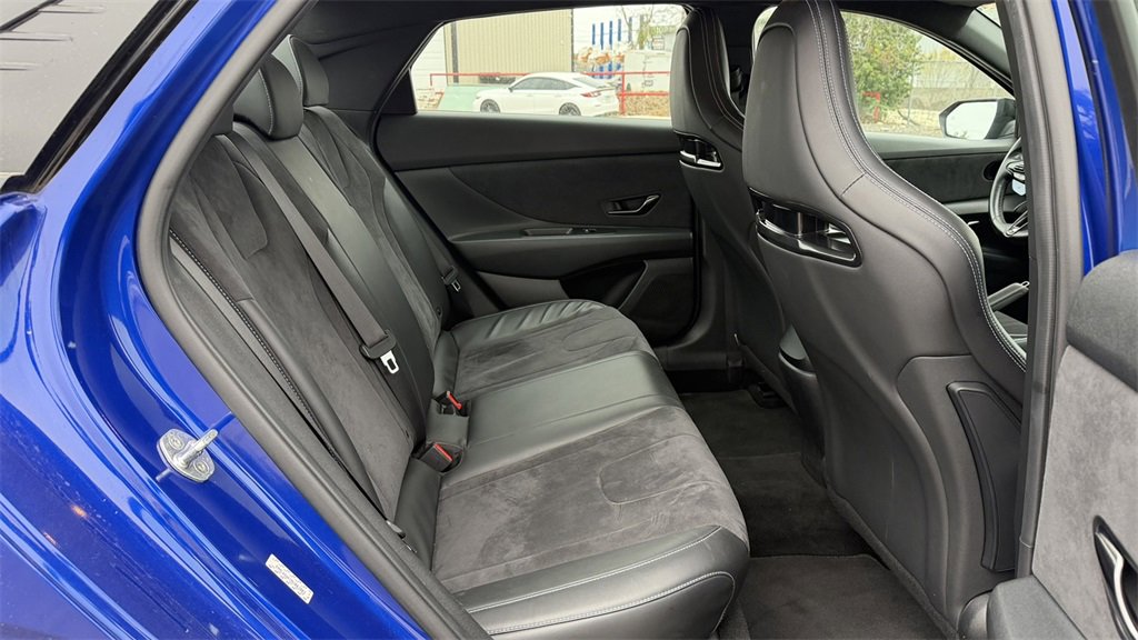 Used 2022 Hyundai Elantra N image 38
