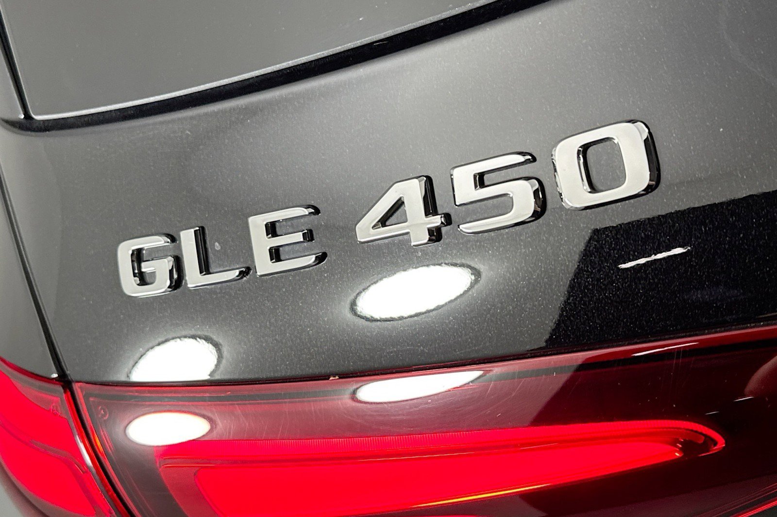 Certified 2025 Mercedes-Benz GLE 450 4MATIC image 9