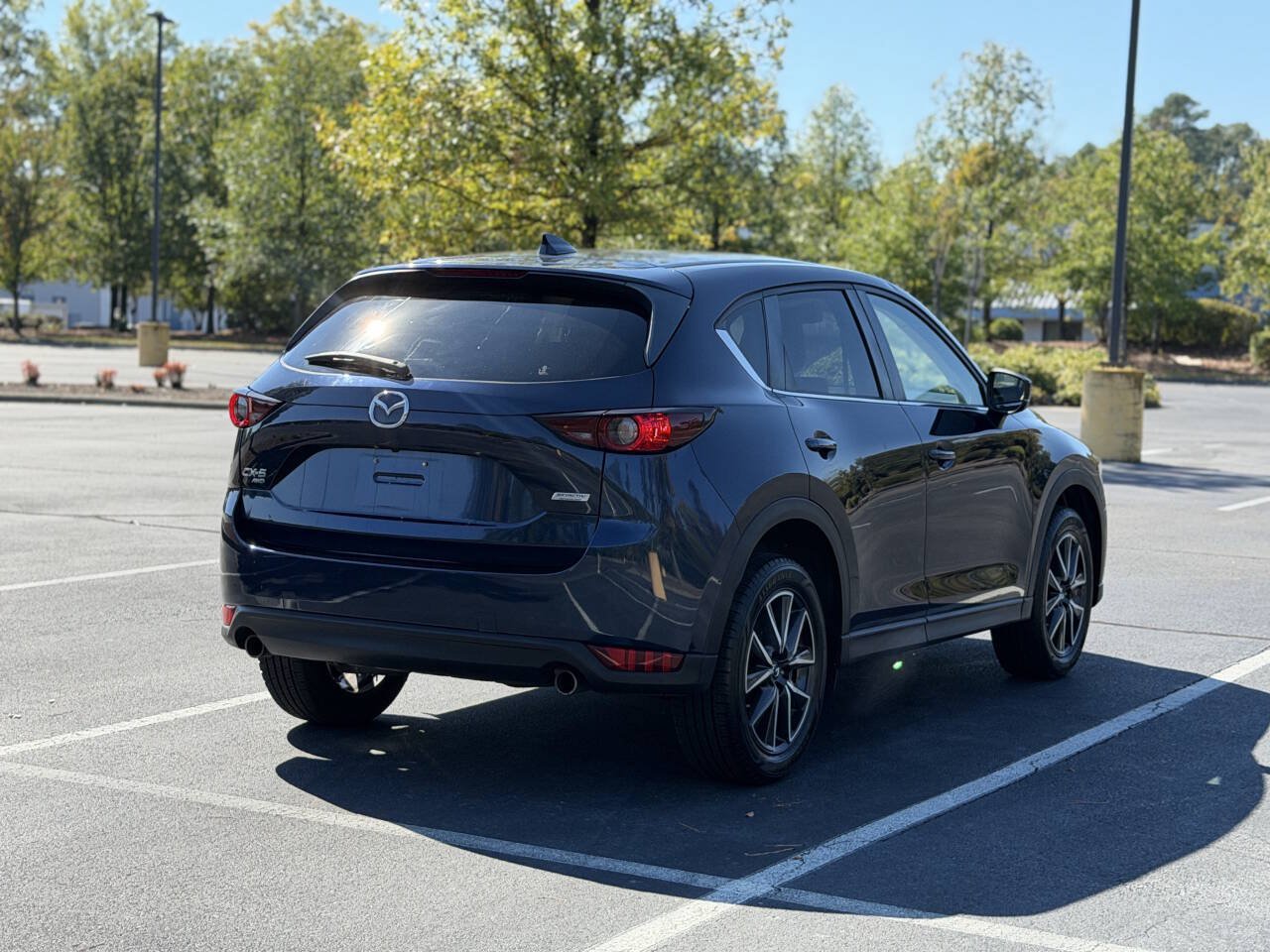 Used 2018 MAZDA CX-5 Touring w/ Preferred Equipment Package AWD/4WD image 8