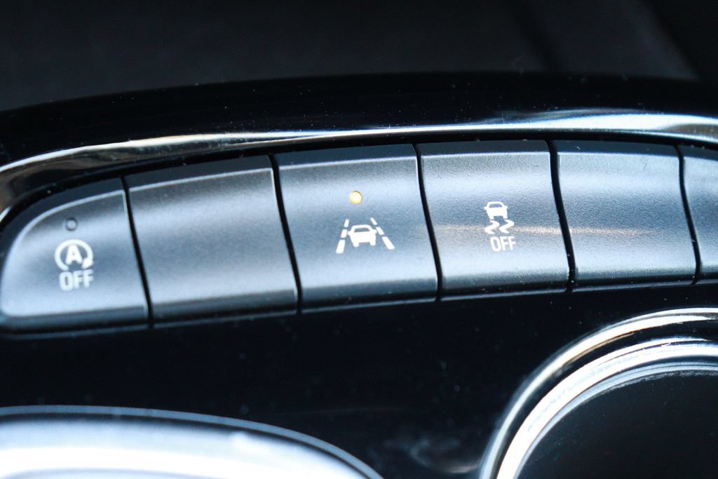 Used 2025 Buick Encore GX Preferred FWD image 16
