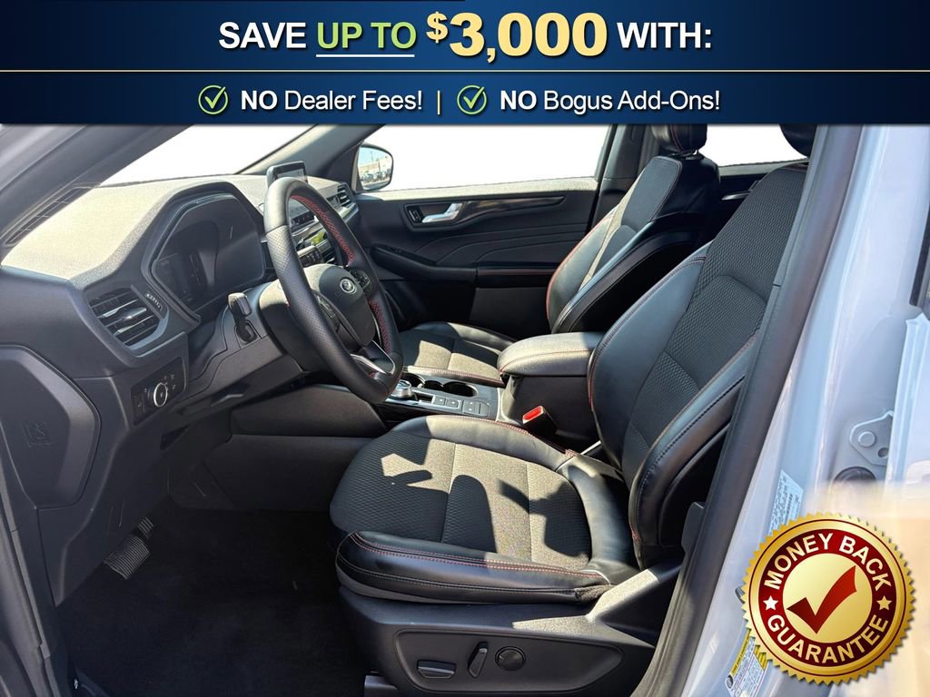 Used 2025 Ford Escape ST-Line Select AWD/4WD image 14
