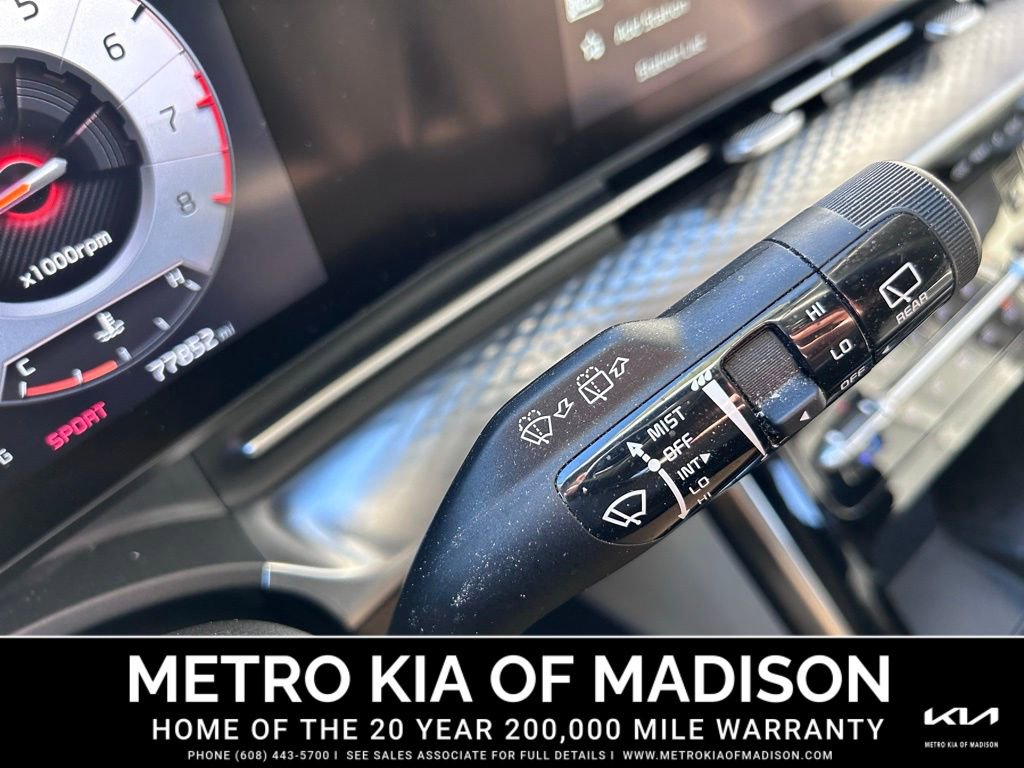 Used 2023 Kia Carnival SX Prestige image 21