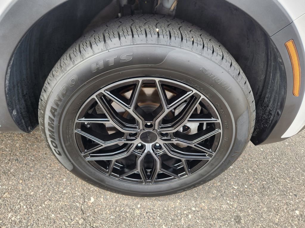 Used 2022 Kia Sorento LX image 20