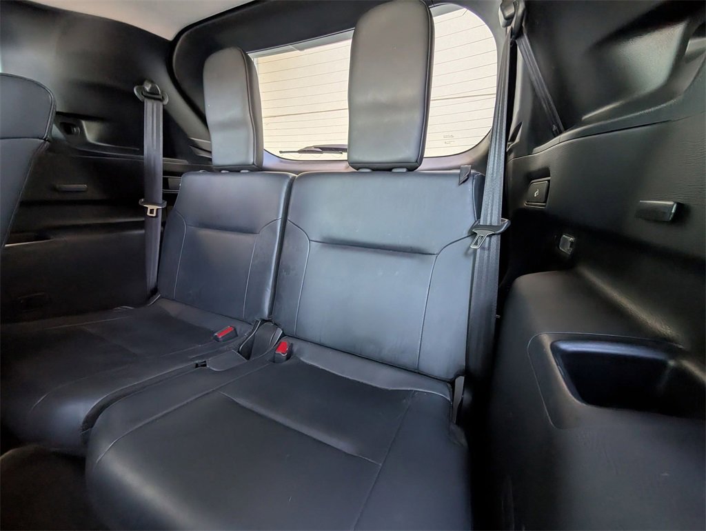 Used 2024 Mitsubishi Outlander SE Black Edition image 18