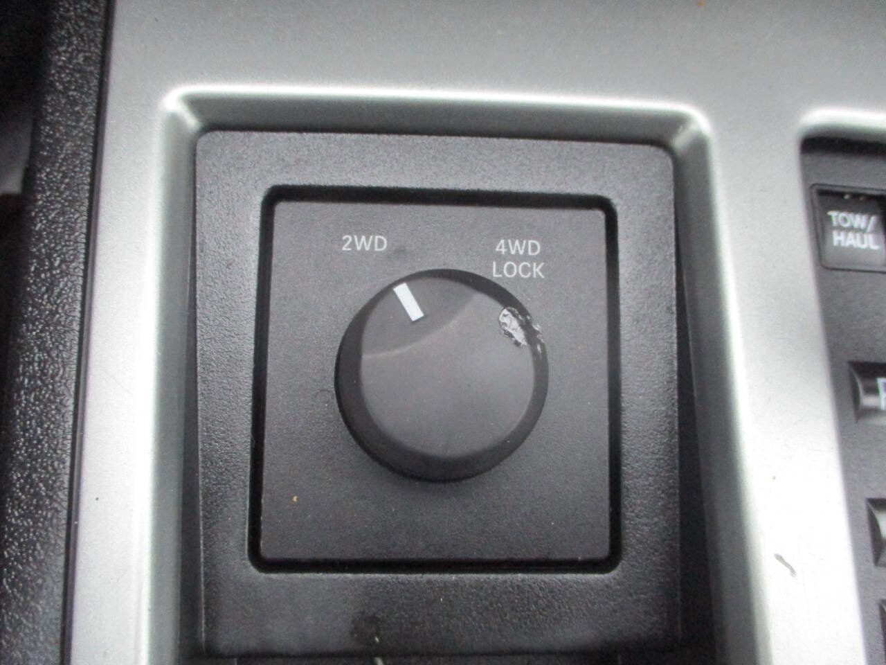 Used 2011 Dodge Nitro Heat image 10