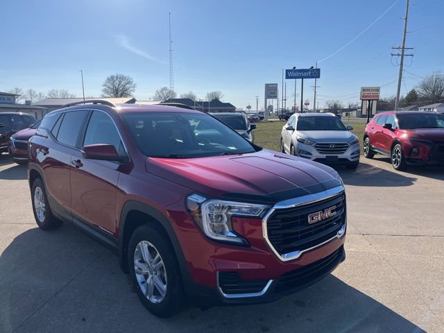 Used 2023 Chevrolet Equinox LT image 3