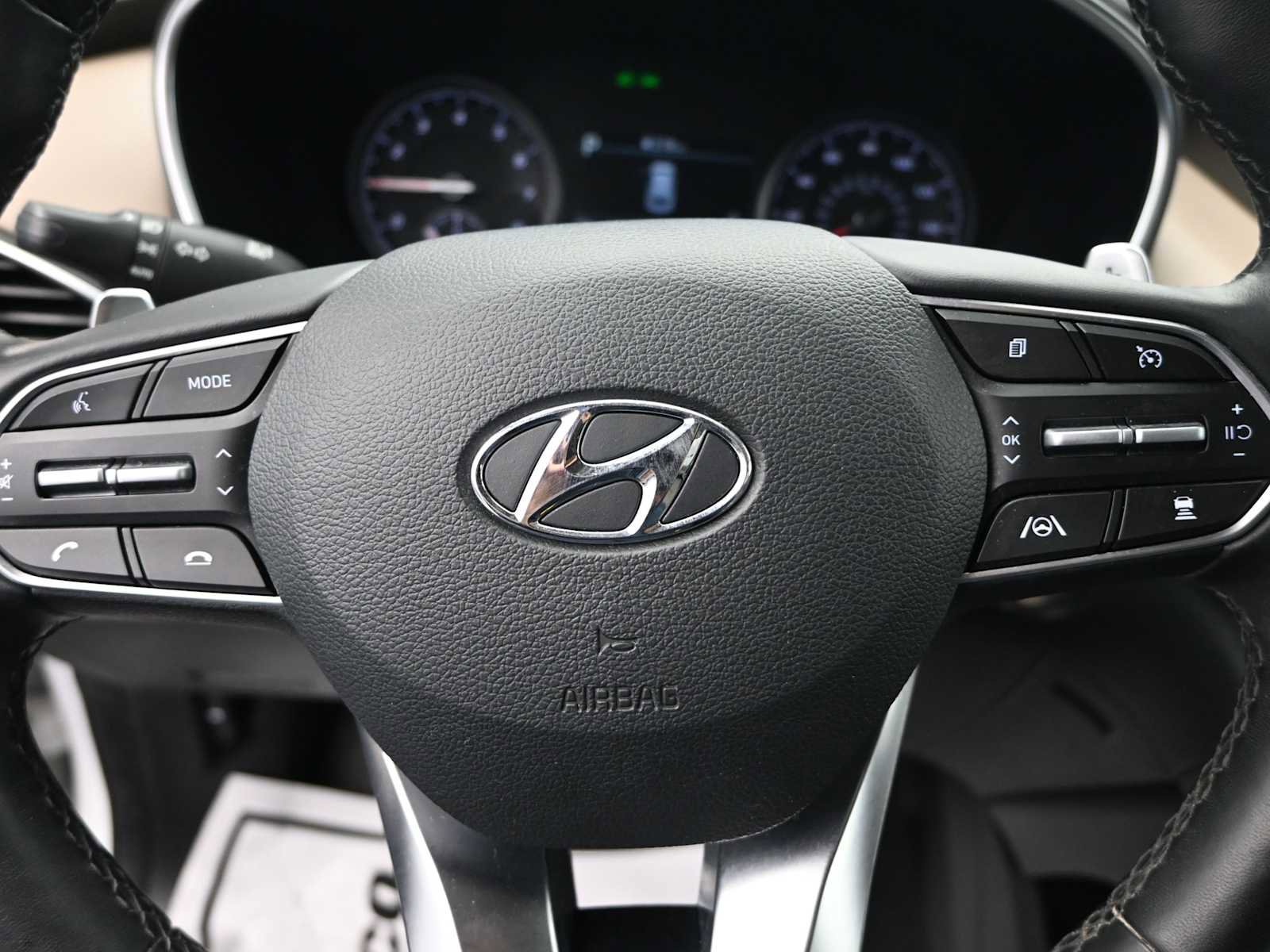 Used 2023 Hyundai Santa Fe SEL image 11