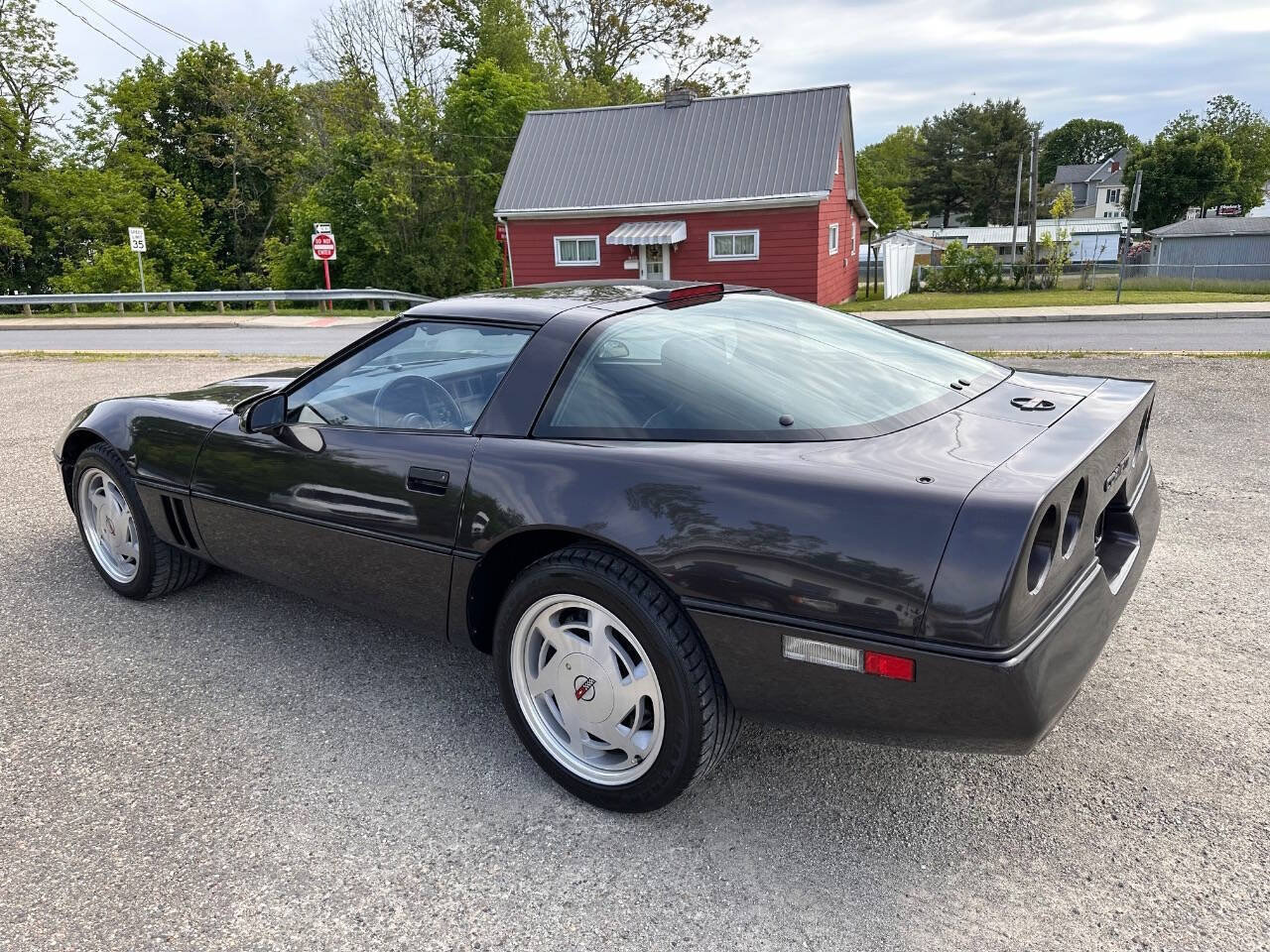 Used 1989 Chevrolet Corvette Coupe RWD image 7