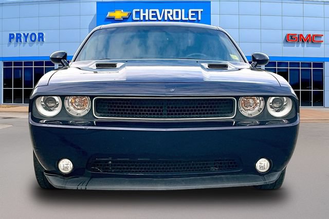 Used 2014 Dodge Challenger R/T RWD image 2