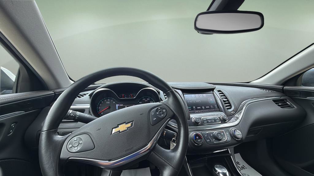 Used 2016 Chevrolet Impala LT w/ Convenience Package image 20