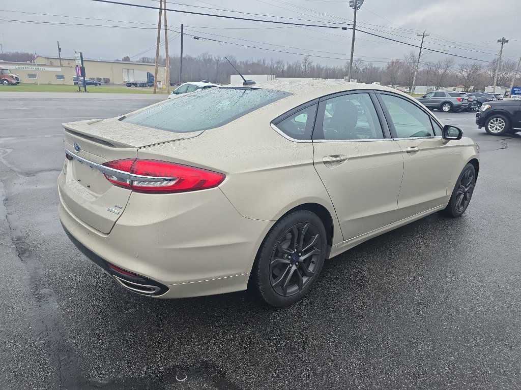 Used 2018 Ford Fusion SE image 6