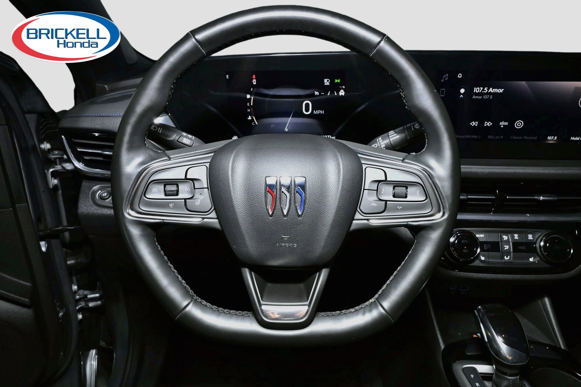 Used 2025 Buick Envista Sport Touring w/ Convenience I Package FWD image 37