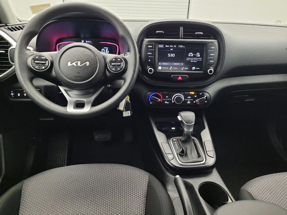 Used 2025 Kia Soul LX image 22