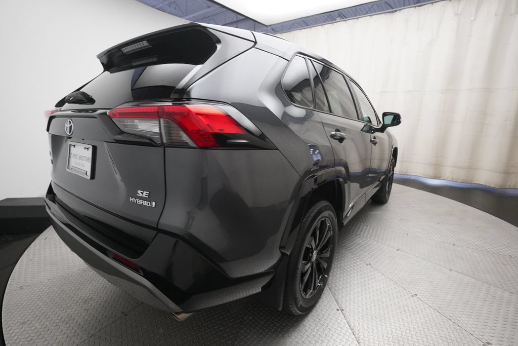 Used 2023 Toyota RAV4 SE w/ SE Grade Weather Package AWD/4WD image 13
