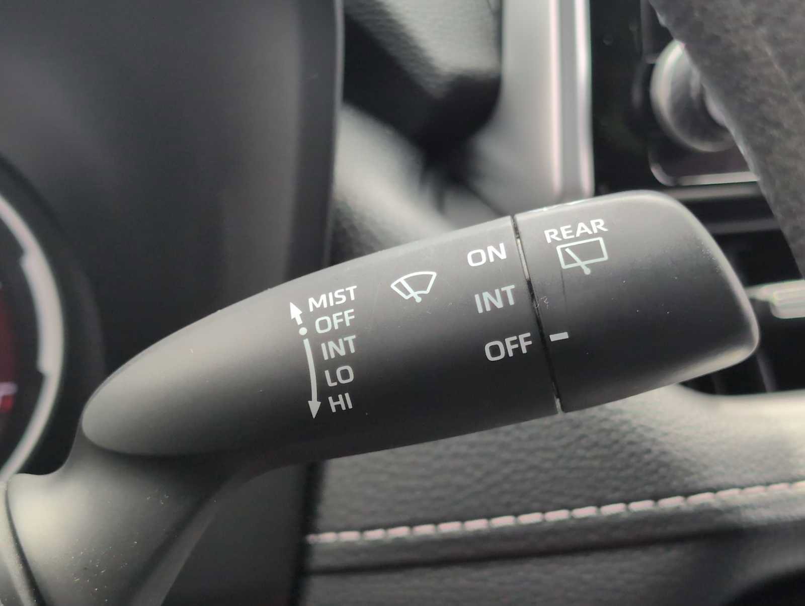 Used 2023 Toyota RAV4 LE FWD image 24