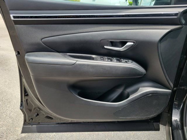 Certified 2023 Hyundai Tucson SEL w/ Convenience Package FWD image 17