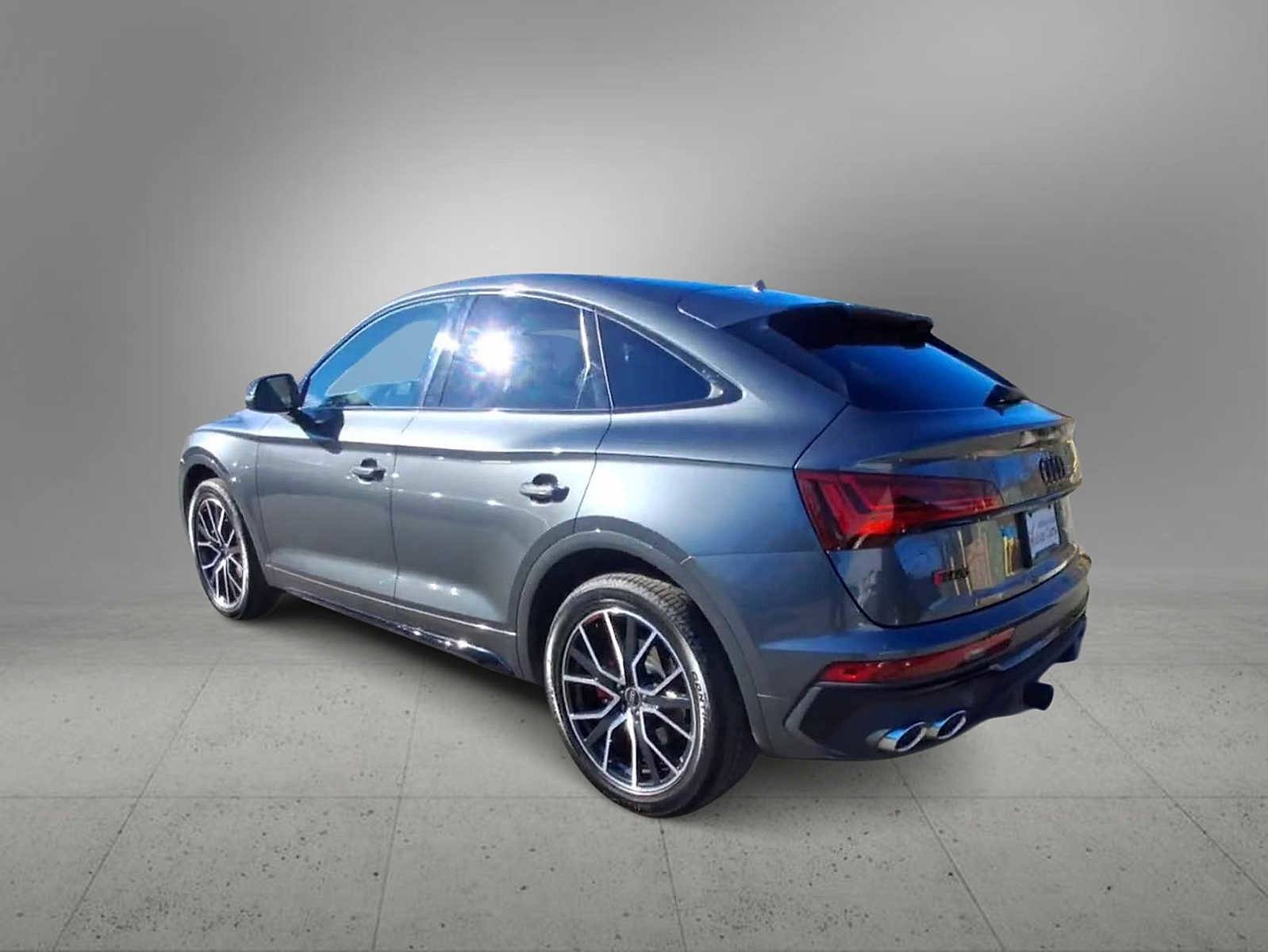 Used 2023 Audi SQ5 Premium Plus w/ Premium Plus Package image 6