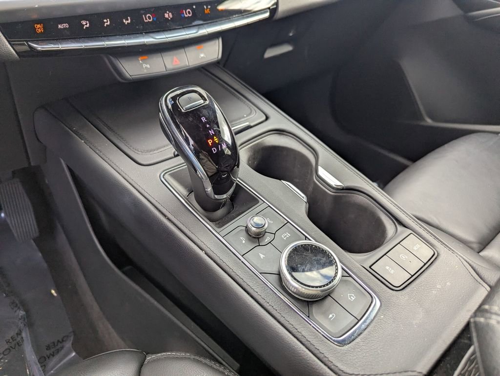 Used 2024 Cadillac XT4 Premium Luxury image 26