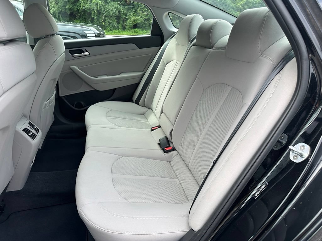 Used 2019 Hyundai Sonata SEL FWD image 11