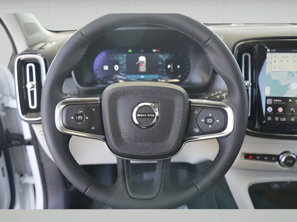 New 2026 Volvo XC40 B5 Ultra w/ Climate Package AWD/4WD image 11