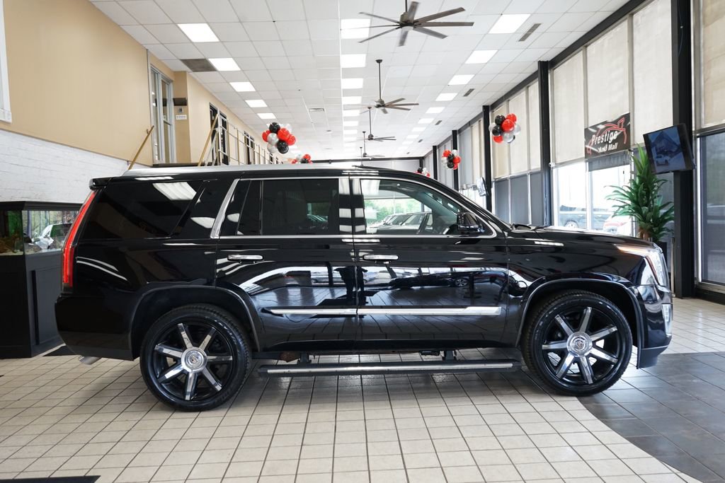 Used 2015 Cadillac Escalade Premium AWD/4WD image 21