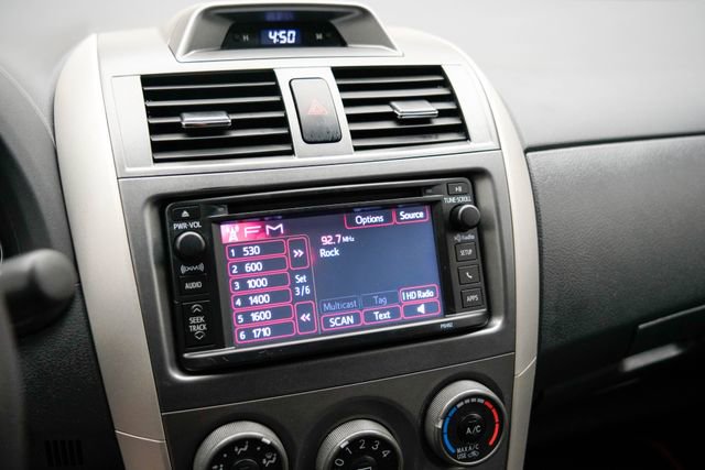 Used 2013 Toyota Corolla S Special Edition image 20