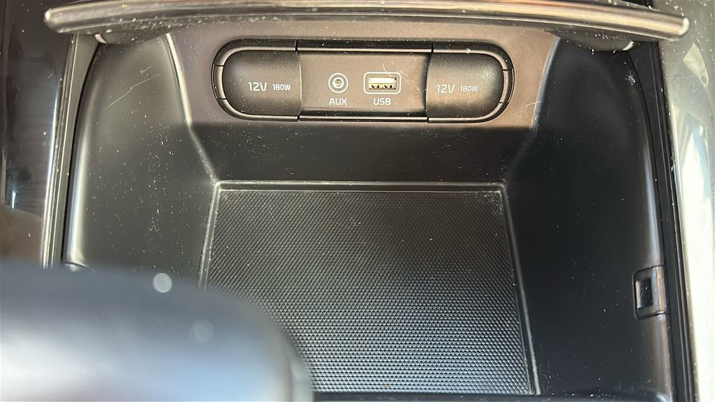 Used 2017 Kia Sorento SX image 27