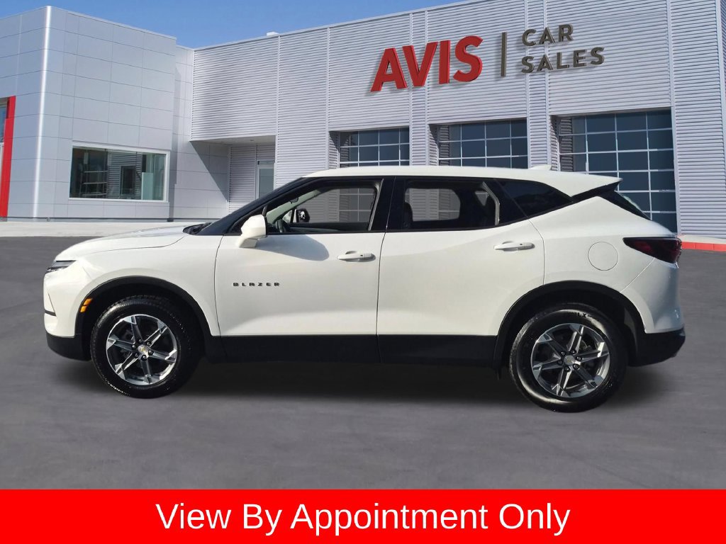 Used 2025 Chevrolet Blazer LT FWD image 10