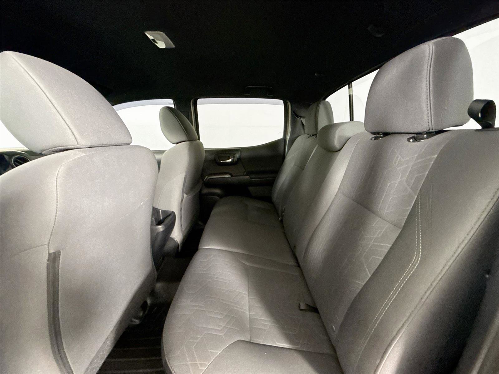 Used 2019 Toyota Tacoma TRD Off-Road image 31