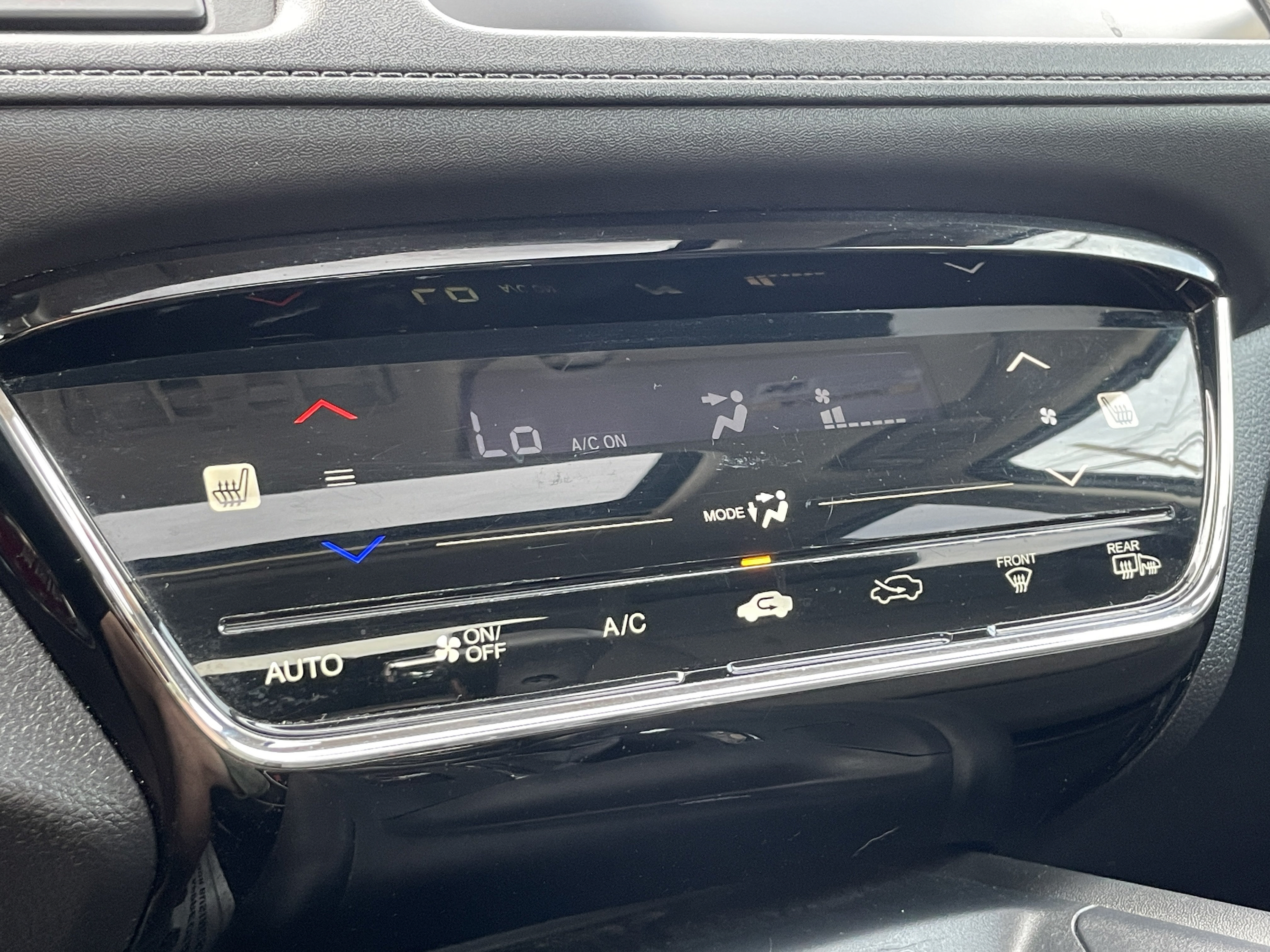 Used 2018 Honda HR-V EX image 24