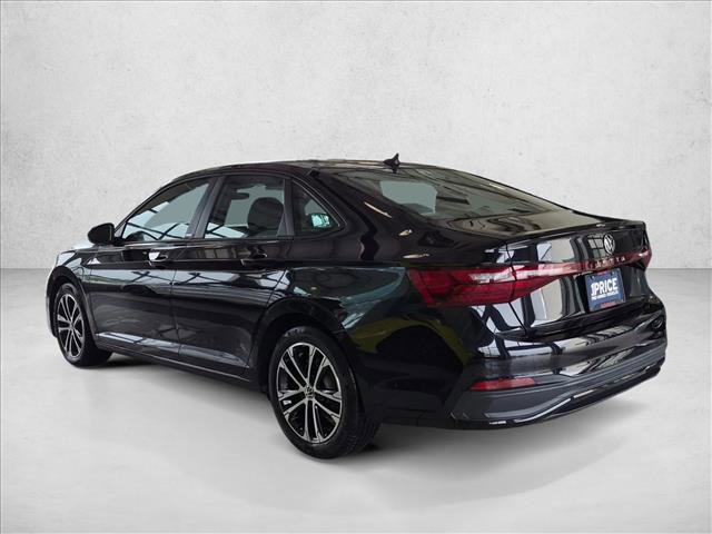 Used 2025 Volkswagen Jetta Sport image 8