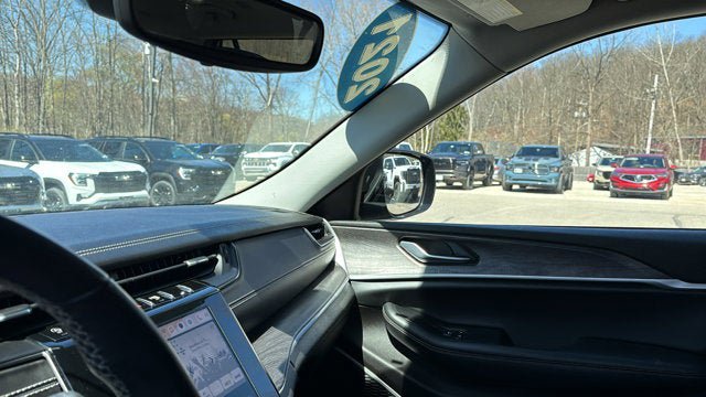 Certified 2021 Jeep Grand Cherokee L Limited AWD/4WD image 24