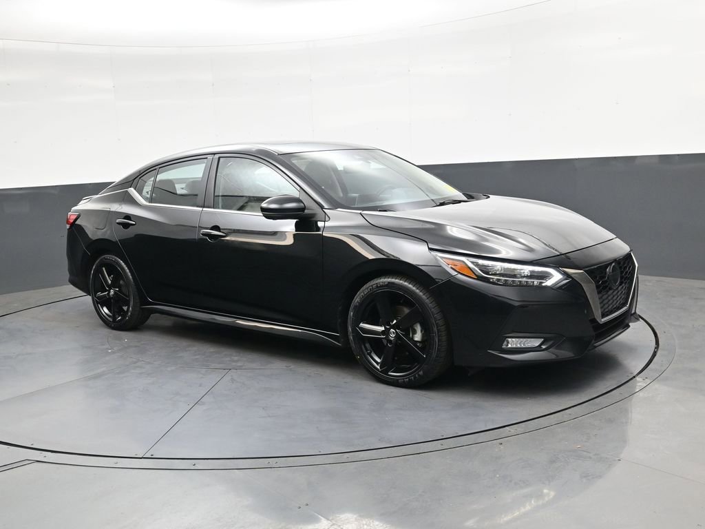 Used 2022 Nissan Sentra SR w/ SR Premium Package FWD image 1