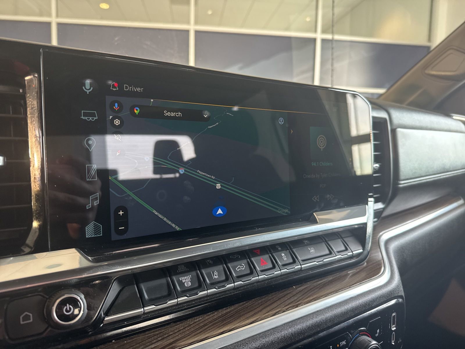 Used 2025 Chevrolet Silverado 2500 LT w/ Convenience Package image 36