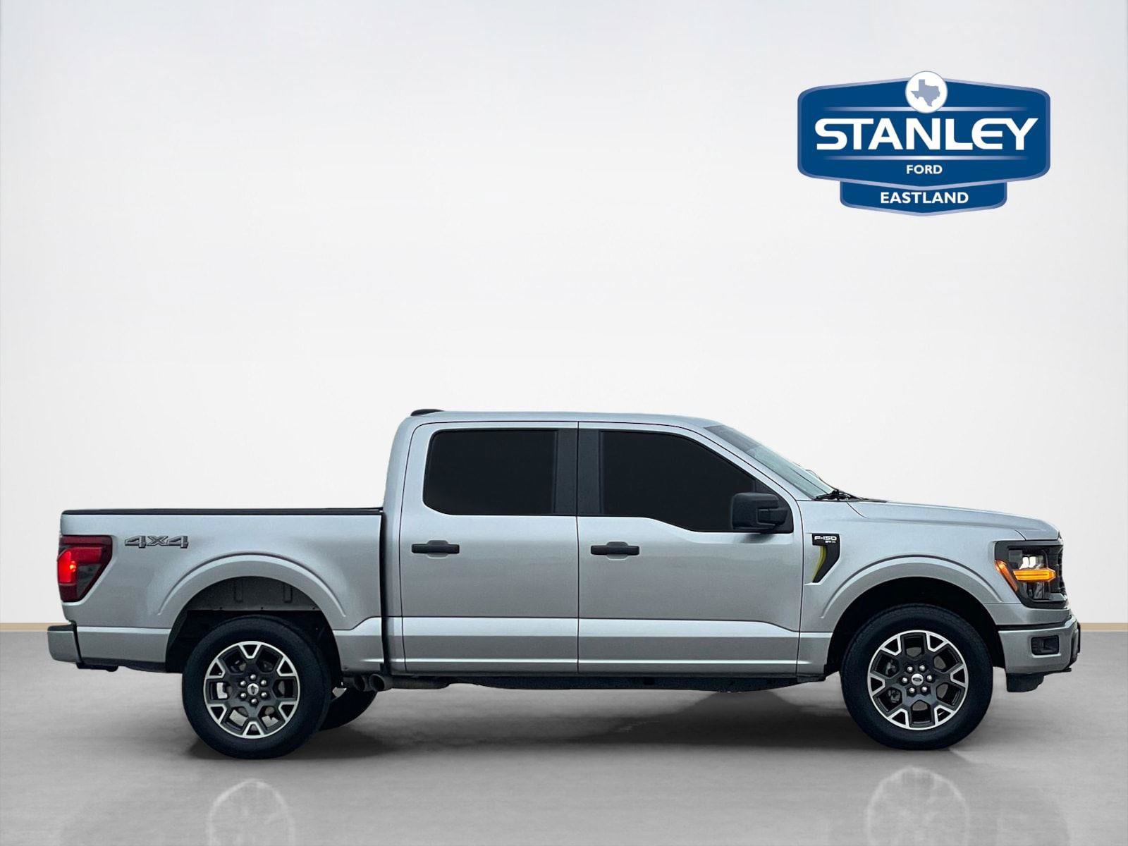 Used 2025 Ford F150 STX w/ Equipment Group 200A AWD/4WD image 9