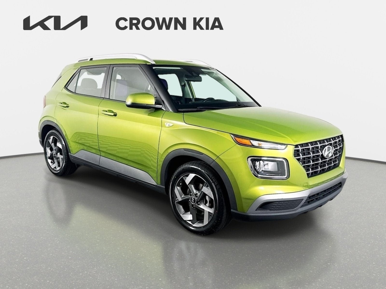 Used 2022 Hyundai Venue SEL w/ Cargo Package FWD image 4