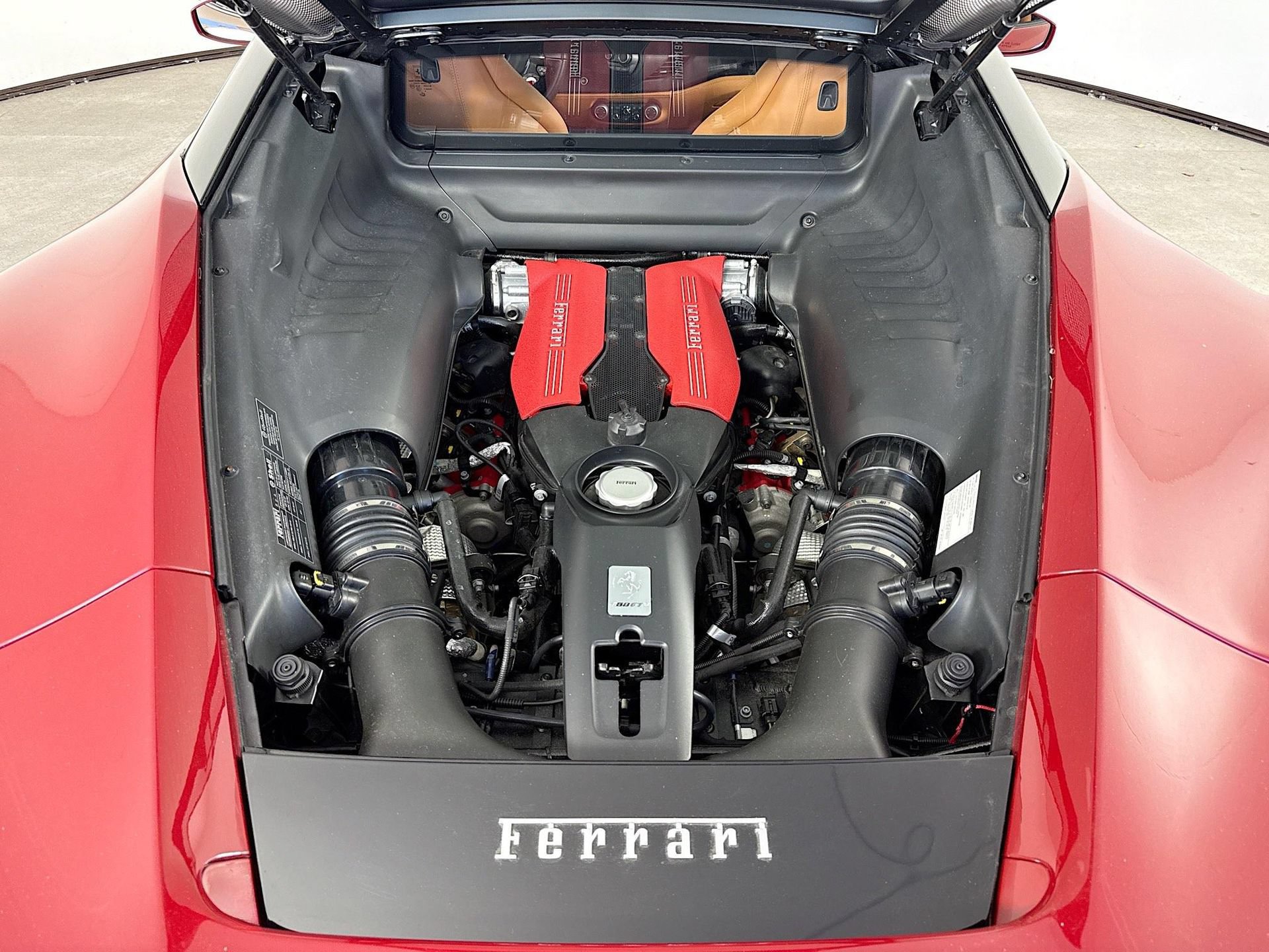Certified 2019 Ferrari 488 GTB RWD image 25