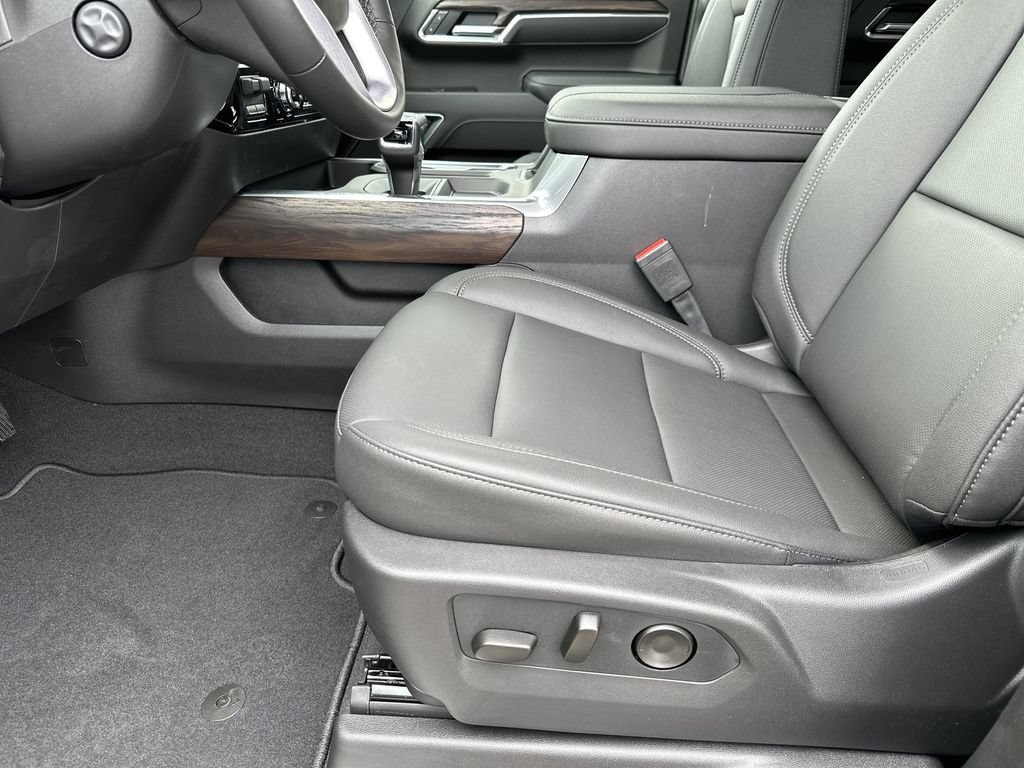 New 2026 GMC Sierra 1500 SLT w/ SLT Premium Plus Package AWD/4WD image 14