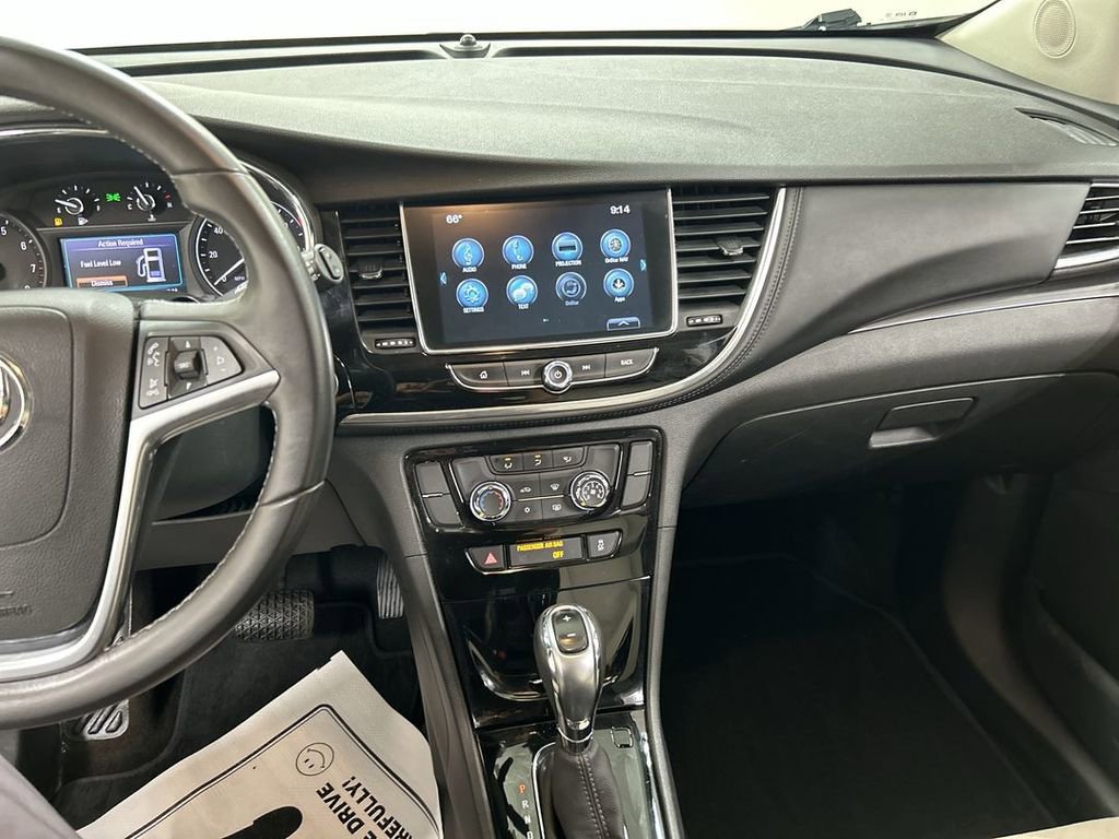 Used 2020 Buick Encore Preferred FWD image 17