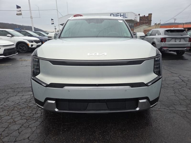 New 2026 Kia EV9 Wind image 2