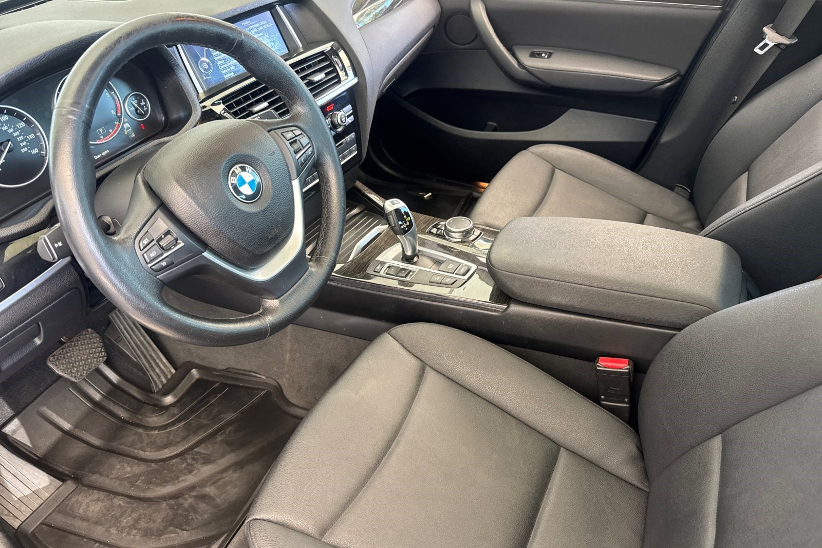 Used 2016 BMW X3 xDrive28d AWD/4WD image 4